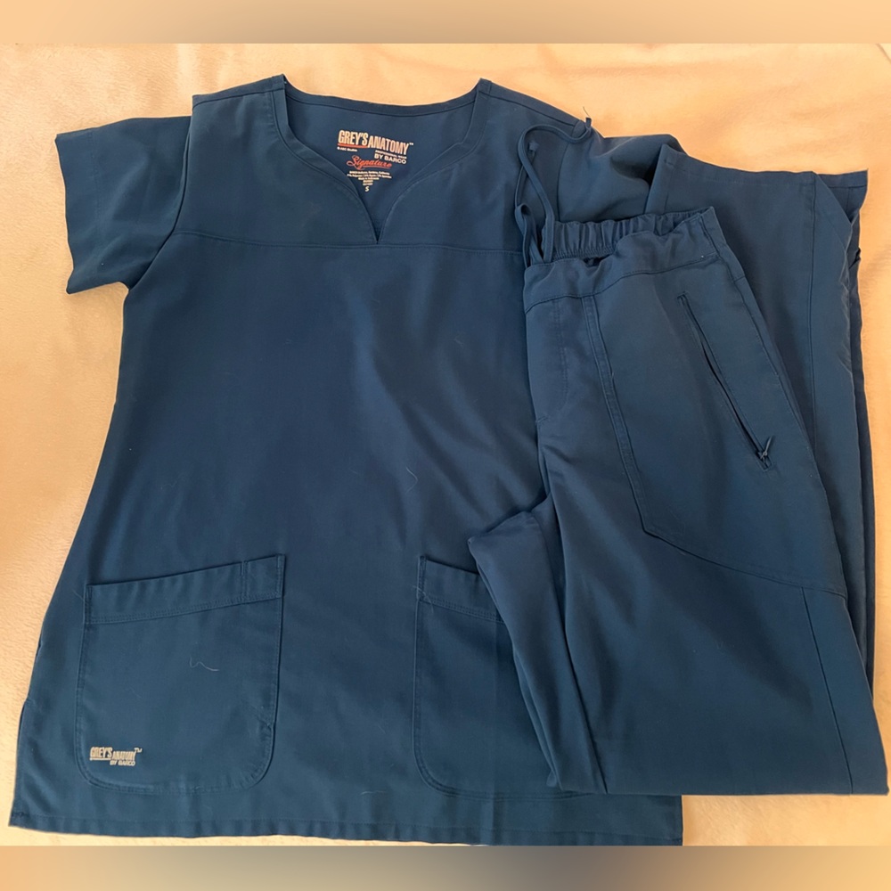 Grey's Anatomy scrubs